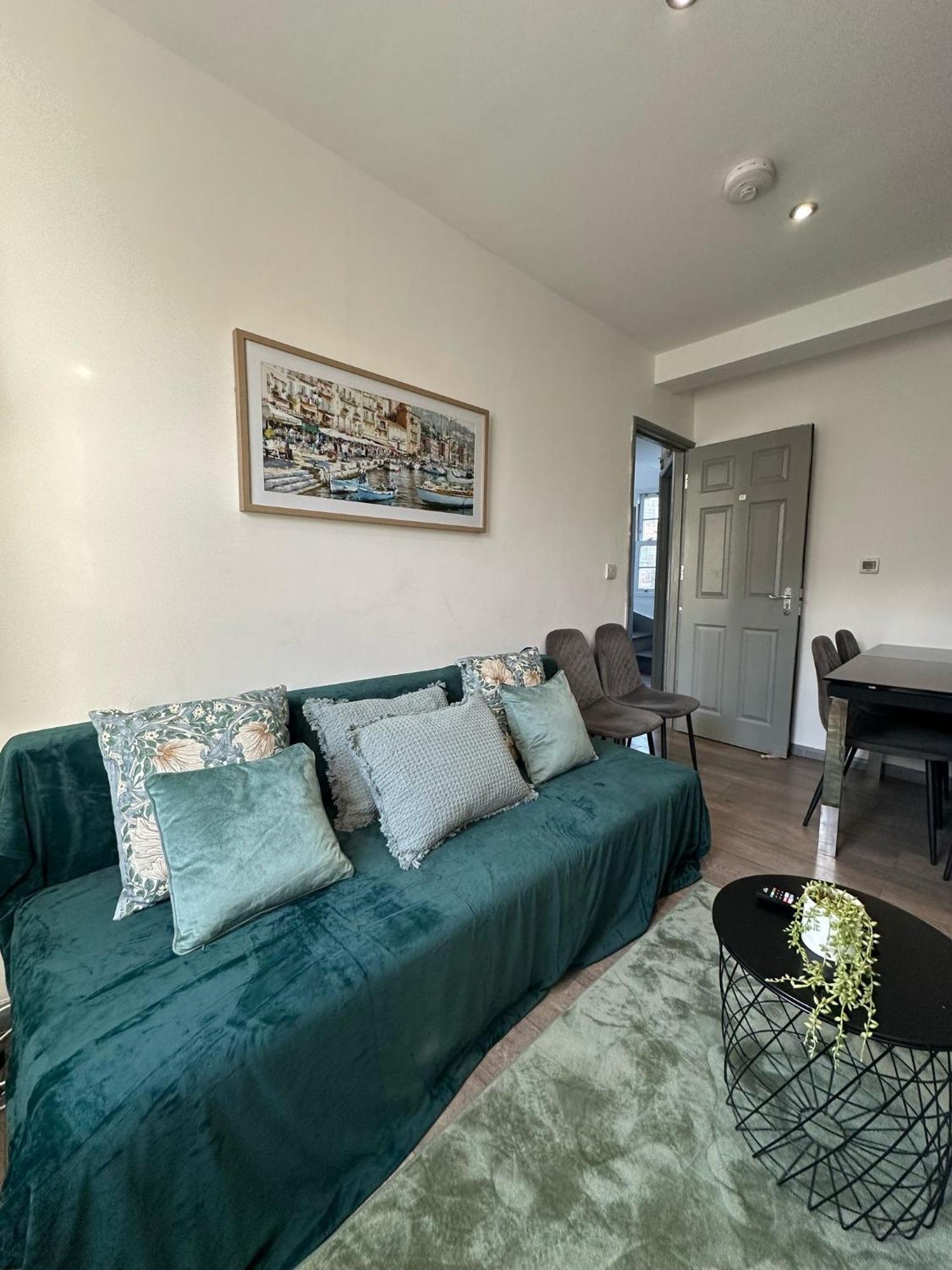 "Euston Comfort" 3 Bedroom Flat In Kings Cross, St Pancras!!!!118B Londyn Zewnętrze zdjęcie